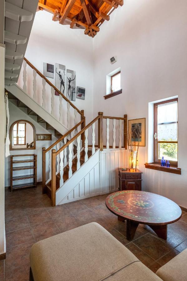 Gardenia Studios Mourésion Extérieur photo